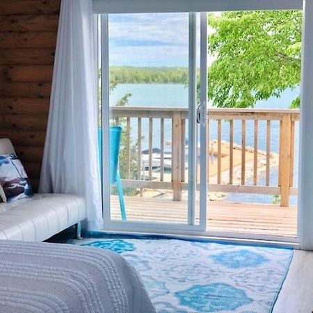 Tamarac Island Motel Stokes Bay Buitenkant foto