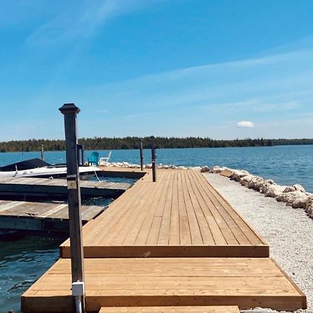 Tamarac Island Motel Stokes Bay Buitenkant foto