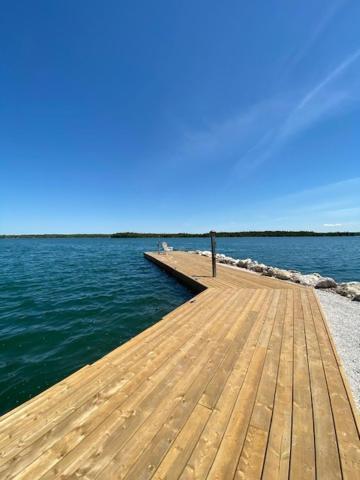 Tamarac Island Motel Stokes Bay Buitenkant foto