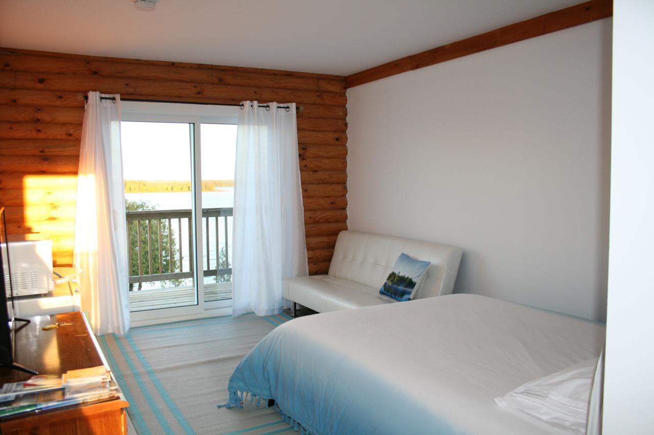 Tamarac Island Motel Stokes Bay Buitenkant foto