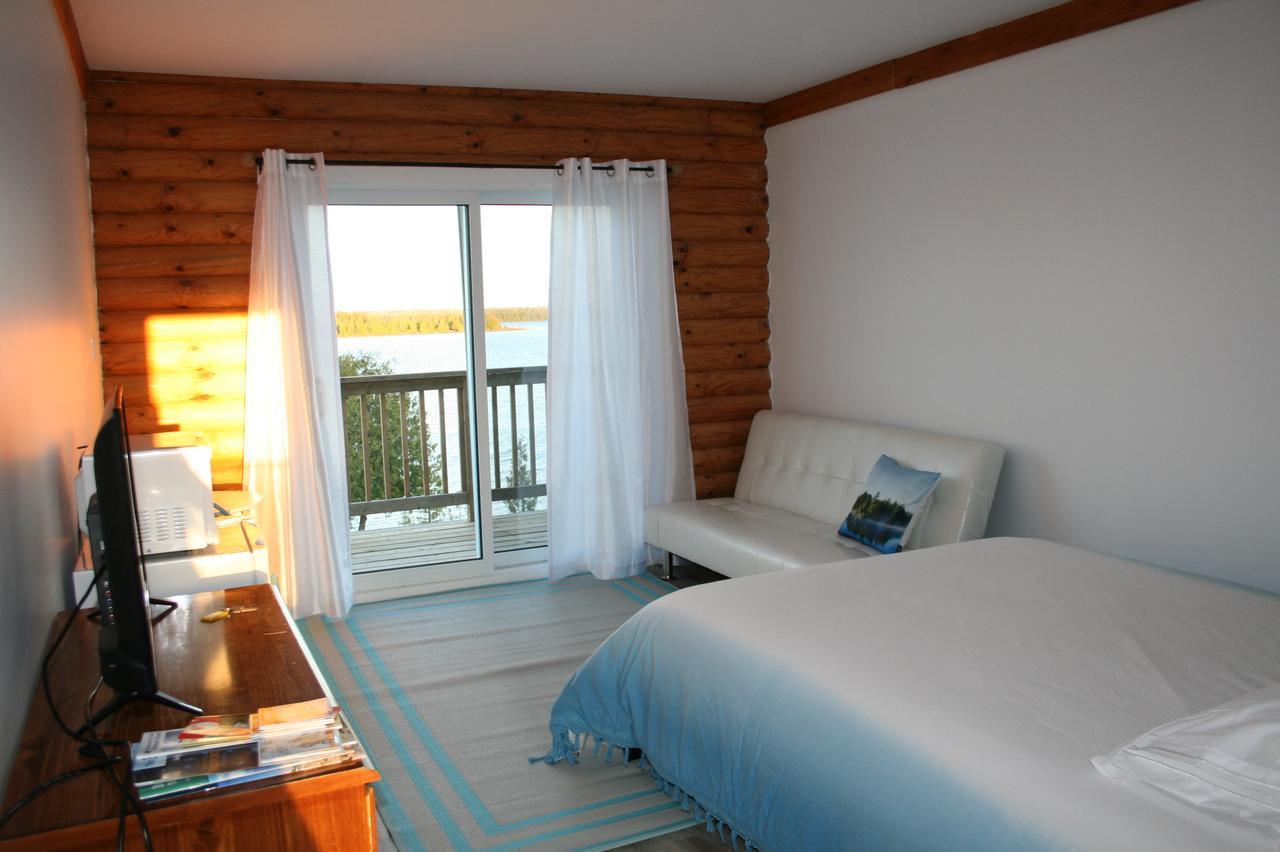 Tamarac Island Motel Stokes Bay Buitenkant foto